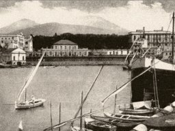 Il porto e il Vesuvio 